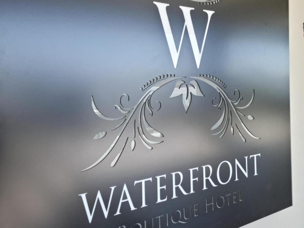 Waterfront Boutique Hotel Vanderkloof エクステリア 写真