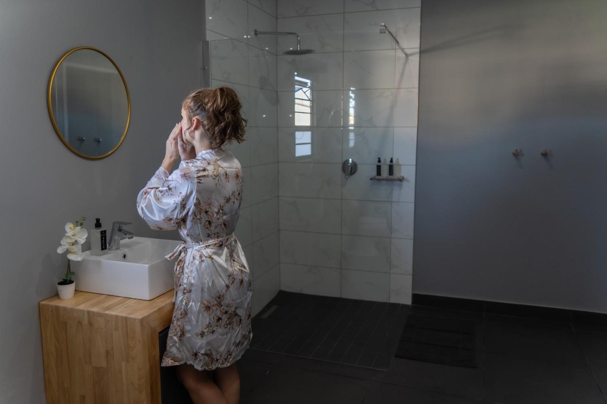 Waterfront Boutique Hotel Vanderkloof エクステリア 写真